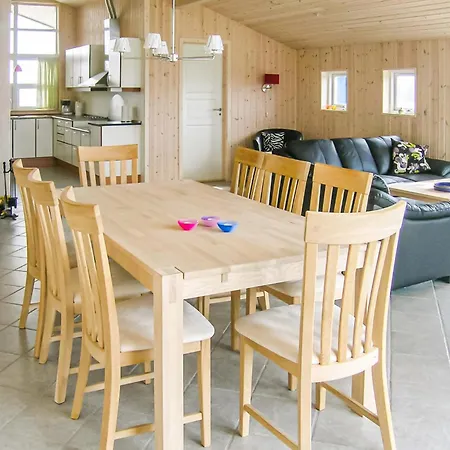Cozy Home In Humble With Sauna *